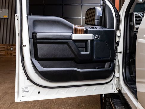 Used 2015 Ford F150 Lariat w/ Equipment Group 502A Luxury image 35