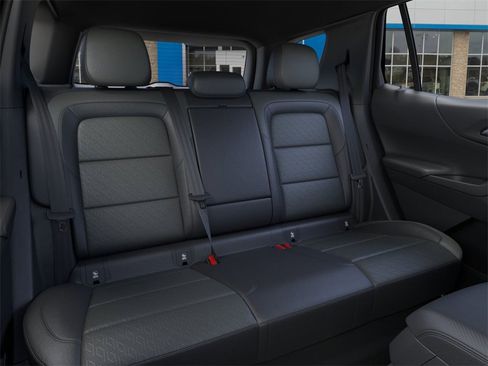 New 2026 Chevrolet Equinox LT image 17