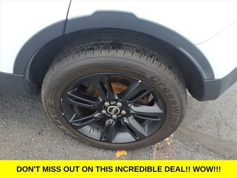 Used 2018 Land Rover Range Rover Evoque image 9