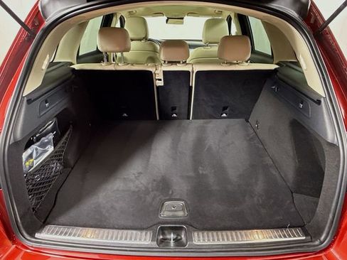 Used 2021 Mercedes-Benz GLC 300 4MATIC image 28