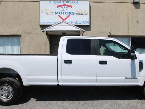 Used 2019 Ford F250 XL w/ Power Equipment Group AWD/4WD image 4