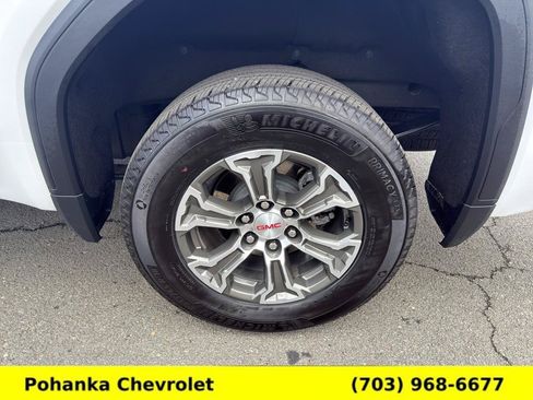 Certified 2026 GMC Sierra 1500 SLT AWD/4WD image 24