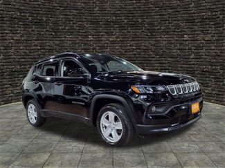 Certified 2022 Jeep Compass Latitude image 1