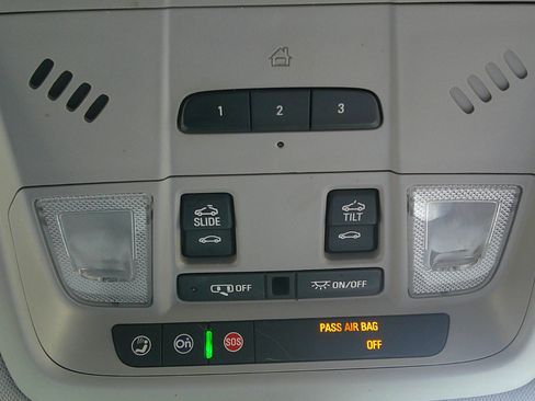 Used 2017 GMC Acadia SLT image 35