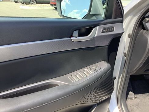 Used 2022 Hyundai Palisade SEL w/ Premium Package image 14
