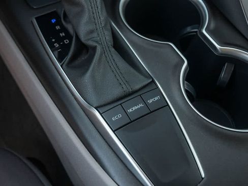 Used 2023 Toyota Camry LE FWD image 20