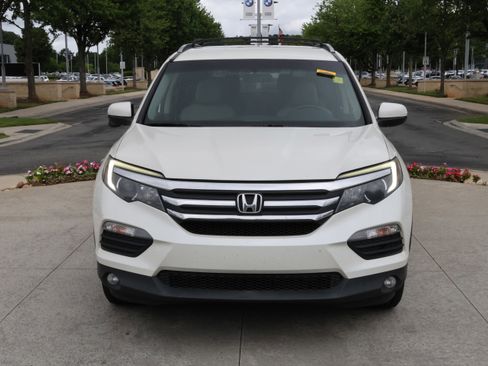 Used 2016 Honda Pilot EX image 3