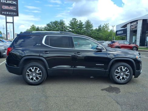 Certified 2023 GMC Acadia SLE w/ Driver Convenience Package AWD/4WD image 2