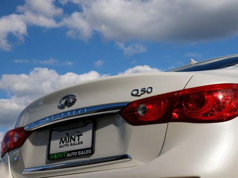 Used 2016 INFINITI Q50 Premium w/ 2.0T Premium Plus Package image 30