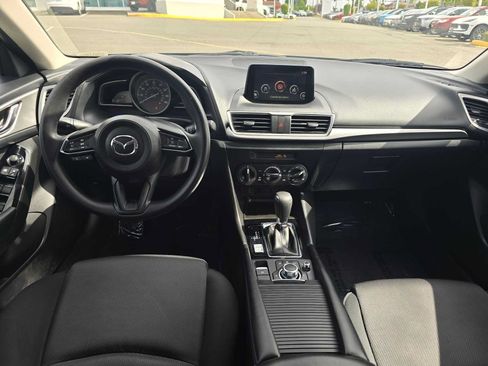 Used 2017 MAZDA MAZDA3 Sport FWD image 18