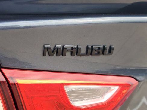 Used 2020 Chevrolet Malibu RS image 5
