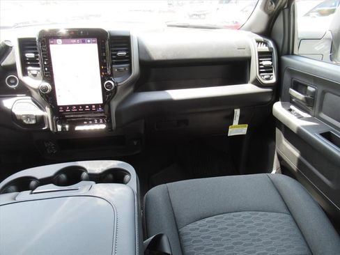 New 2026 RAM 3500 Tradesman AWD/4WD image 16