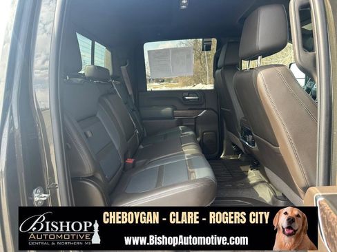 Used 2022 GMC Sierra 3500 Denali image 30