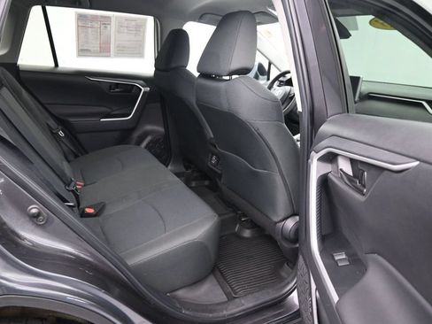 Used 2023 Toyota RAV4 LE AWD/4WD image 12