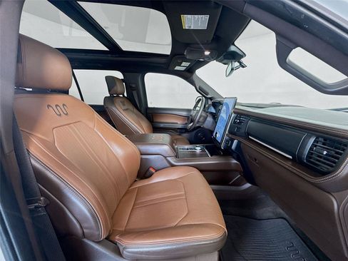 Used 2023 Ford Expedition King Ranch RWD image 25