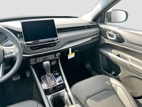 New 2026 Jeep Compass Trailhawk image 24