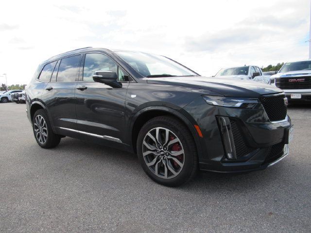 Used 2023 Cadillac XT6 Sport AWD/4WD image 6