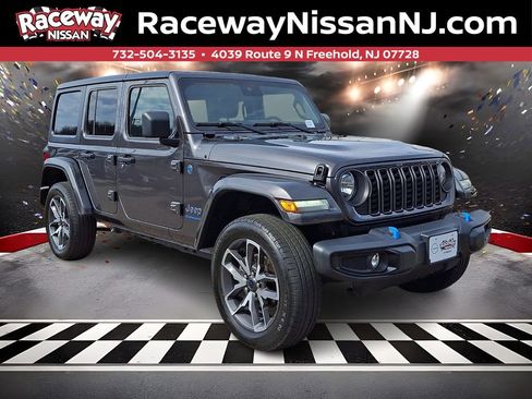 Used 2024 Jeep Wrangler Unlimited w/ Convenience Group image 1