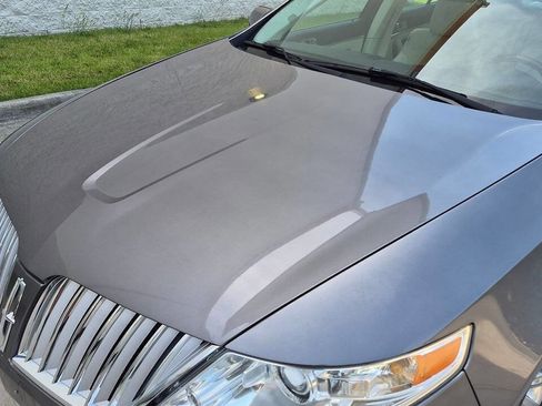 Used 2012 Lincoln MKS FWD image 23