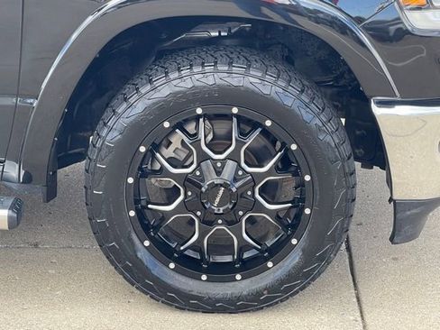 Used 2020 RAM 1500 Laramie AWD/4WD image 11