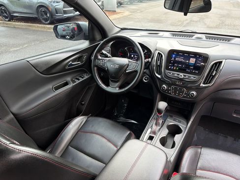 Used 2023 Chevrolet Equinox RS w/ RS Leather Package FWD image 33