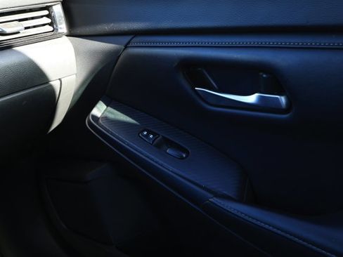 Used 2023 Nissan Sentra SV image 22