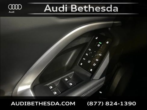Certified 2025 Audi Q5 Premium w/ Convenience Package AWD/4WD image 15