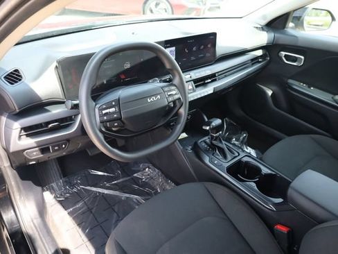 Used 2026 Kia K4 FWD image 9