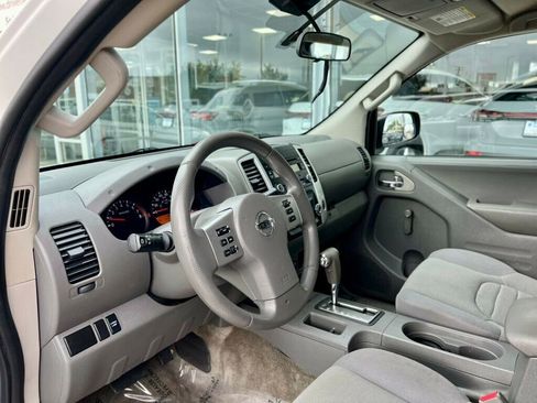 Used 2017 Nissan Frontier S image 12