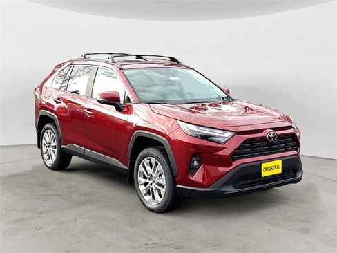 New 2025 Toyota RAV4 XLE Premium image 7