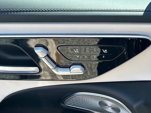 New 2026 Mercedes-Benz E 350 4MATIC Sedan image 11