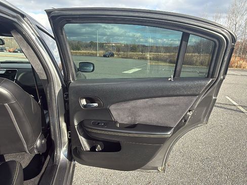 Used 2013 Chrysler 200 Limited w/ Sun/Sound Group image 20