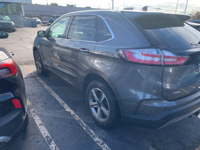 Used 2023 Ford Edge SEL w/ Convenience Package AWD/4WD image 4