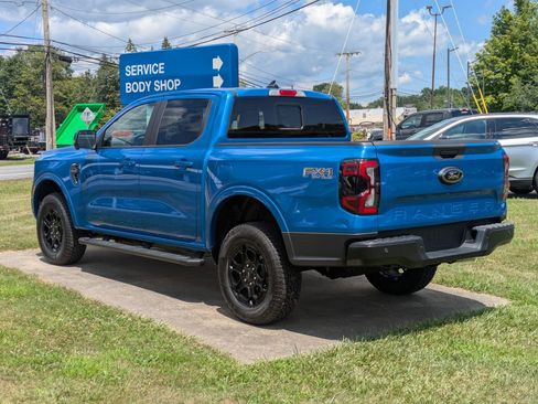 New 2025 Ford Ranger Lariat w/ FX4 Off-Road Package image 3