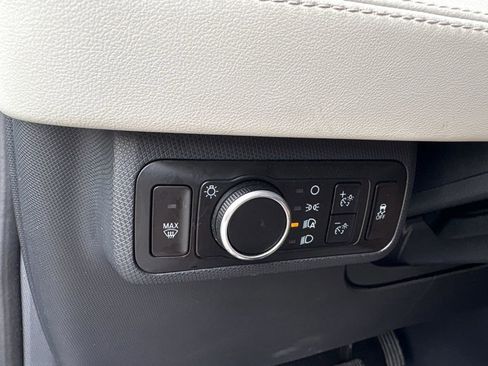 Used 2023 Ford Mustang Mach-E Premium image 19