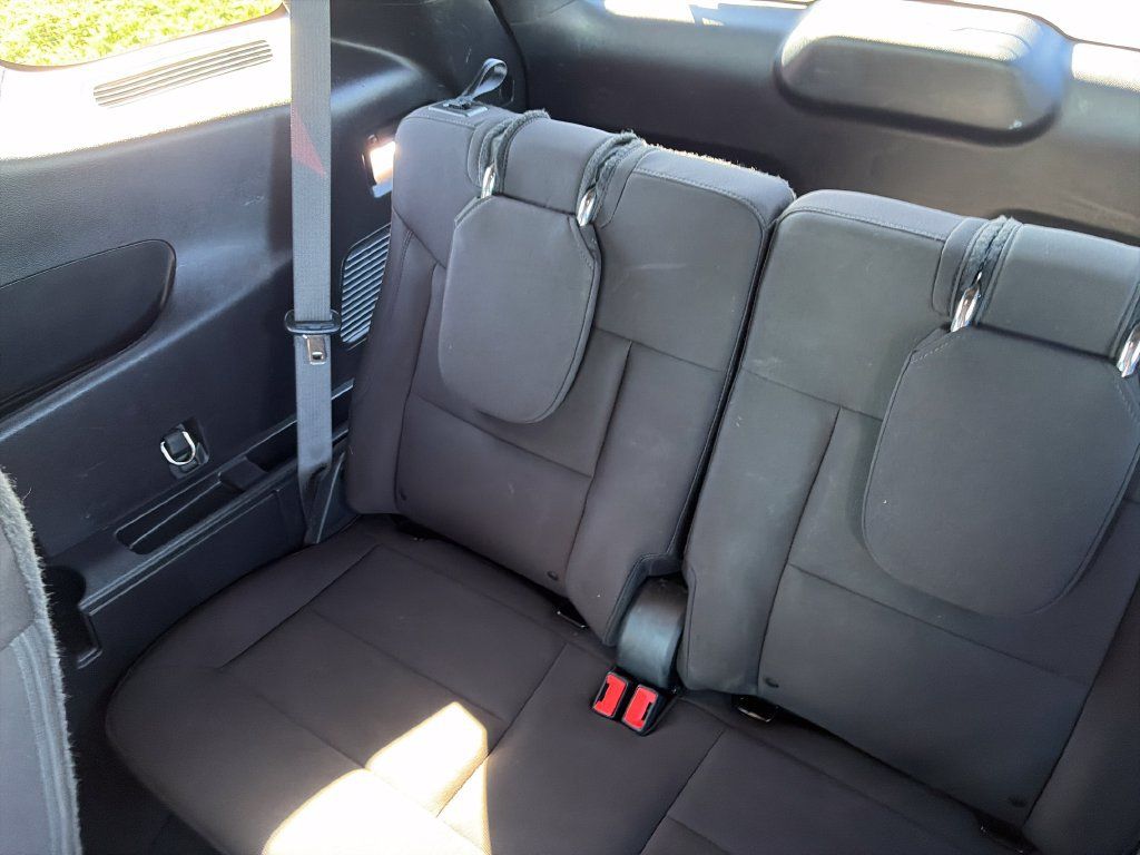 Used 2020 Ford Explorer XLT AWD/4WD image 32