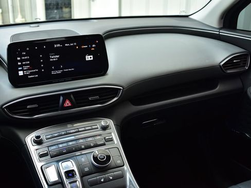 Used 2023 Hyundai Santa Fe SEL w/ Premium Package FWD image 31