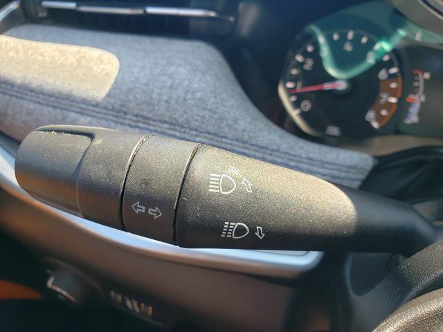 Used 2025 Jeep Compass Limited AWD/4WD image 30