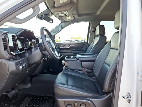 Certified 2025 GMC Sierra 1500 SLT AWD/4WD image 13