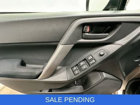 Used 2015 Subaru Forester 2.5i Premium AWD/4WD image 17