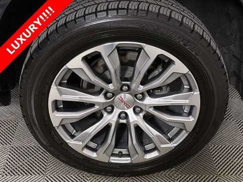 Used 2023 GMC Yukon Denali image 34