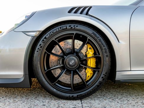 Used 2016 Porsche 911 GT3 RS image 37