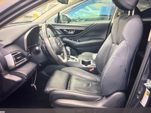 Used 2024 Subaru Outback Touring XT AWD/4WD image 3