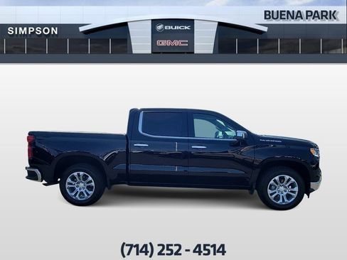Used 2023 Chevrolet Silverado 1500 LTZ w/ LTZ Convenience Package II RWD image 9