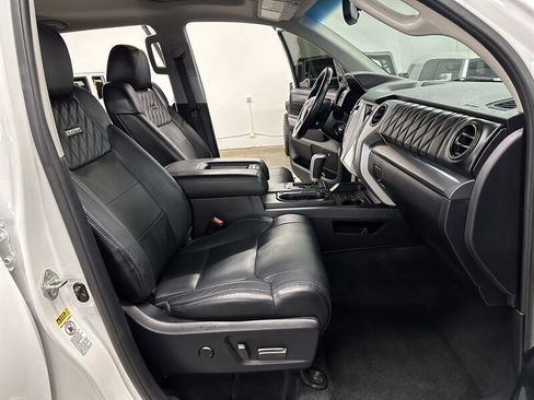 Used 2017 Toyota Tundra Platinum AWD/4WD image 19
