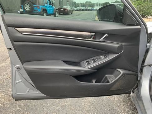 Used 2021 Honda Accord Sport Special Edition image 11