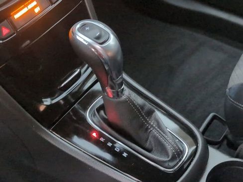 Certified 2022 Buick Encore Preferred image 15