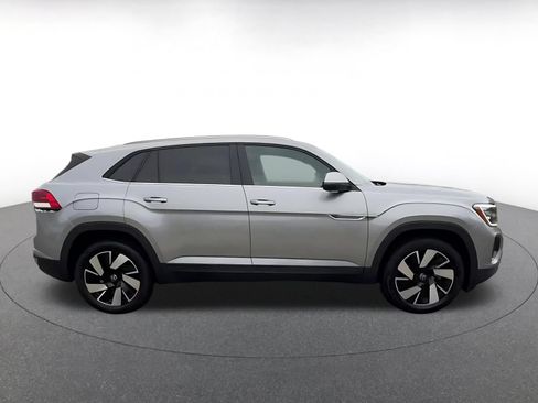 Used 2026 Volkswagen Atlas Cross Sport SE AWD/4WD image 16