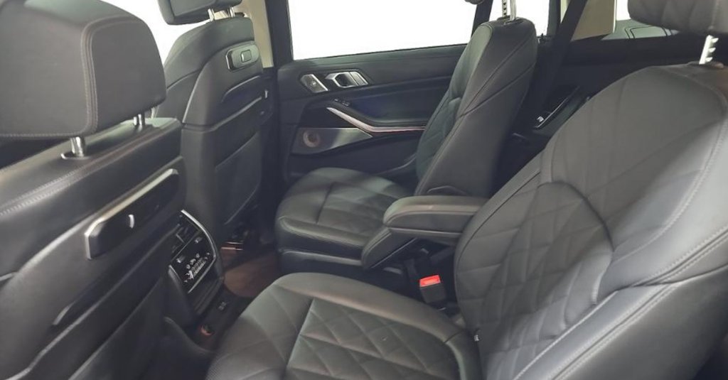 Used 2023 BMW X7 xDrive40i AWD/4WD image 6