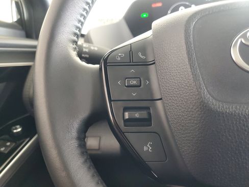 Used 2024 Toyota bZ4X FWD image 26